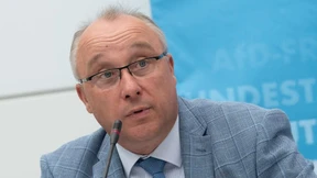 Gericht schickt Jens Maier in den Ruhestand