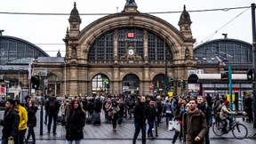 Massenschlägerei am Frankfurter Hauptbahnhof