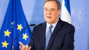 Laschet verurteilt Gewalt vor Synagogen