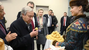 Der UN-Generalsekretär in Putins Show