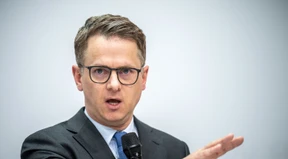 Linnemann: Gewalttäter noch am Tag der Tat bestrafen