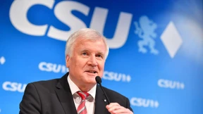 Seehofer lässt Wechsel nach Berlin offen