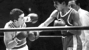 Brücke zwischen den Blöcken