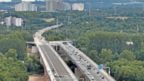 Sechsspurig nach zehn Jahren Bauzeit
