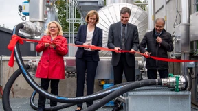 Klimaneutrales Kerosin für die Lufthansa kommt aus dem Emsland