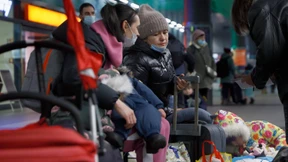 Erschöpft und traumatisiert: Wie umgehen mit zehntausenden Flüchtlingen in Berlin?