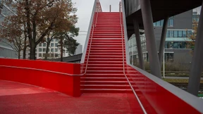 Mäandernd über die Rheinstraße