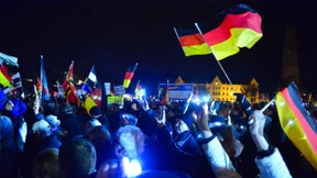 Merkels kopflose Politik macht die Rechten stark 