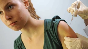 Abstand halten und Hände waschen