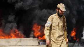 Zehntausende Afghanen fliehen vor Angriffen Pakistans