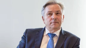 Wowereit verteidigt seine Entscheidung