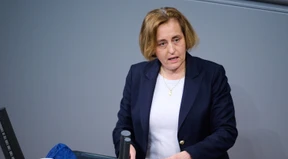 AfD-Politikerin von Storch mit Fäkalien beschmiert