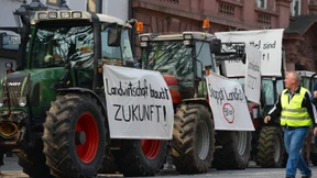 Trecker-Demo zur Begrüßung