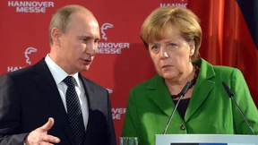 Merkel kritisiert Übergriffe  gegen Stiftungen in Russland