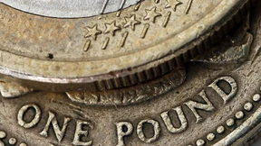 Der Euro zeigt dem Pfund die Hacken