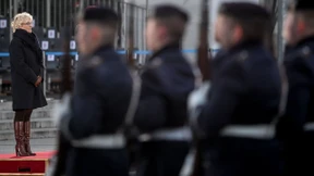 Frostige Amtsübernahme im Verteidigungsministerium