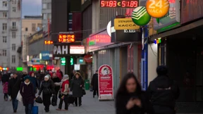 Kreditkartenfirmen schränken Geschäft mit Russland ein