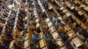 Latein ist keine ausgestorbene Fremdsprache