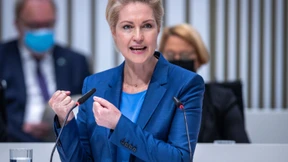 Schwesig muss den Nebel lichten