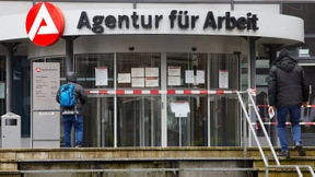 Die Arbeitslosenkasse braucht mehr Geld