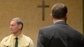 Pater wegen sexuellen Missbrauchs verurteilt