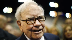 Buffett investiert in Öl und geht online