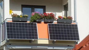 Zahl der Balkonkraftwerke seit Jahresbeginn verdoppelt