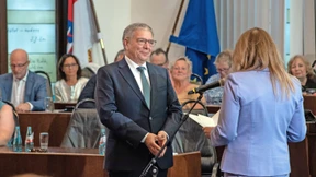 Mende beginnt zweite Amtszeit als Oberbürgermeister