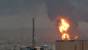 Großbrand in Ölraffinerie nahe Teheran