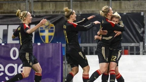 Sieg gegen Schweden und die Kunstrasenphobie