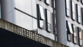 Angeklagter in Mordprozess berichtet von sadistischem Spiel mit Blut