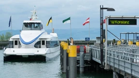 Auf Linie über den  Bodensee