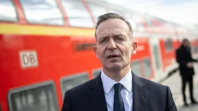 „Die Zeiten sind ernst, wir müssen seriös regieren“