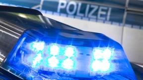 Polizist rettet Opfer das Leben