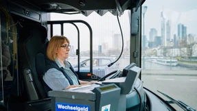 Bloß nicht zu früh an der Haltestelle sein