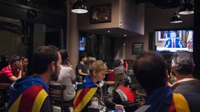 Erste Tränen in der Revolution des Lächelns