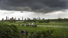 DFB: 2016 rollen auf der Rennbahn die Bagger