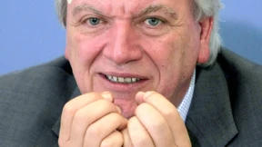 FDP kritisiert Bouffier 