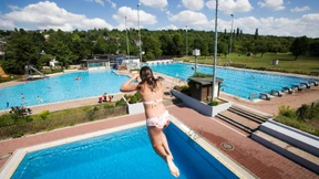 Pack’ die Badehose ein und fahr’ nach Hanau