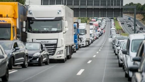 Osterferien beginnen mit Stau und Warteschlangen
