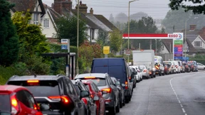 Deutsche mit altem Führerschein sollen in Großbritannien Lkw fahren