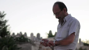 Ein Knall bei Morgengrauen 