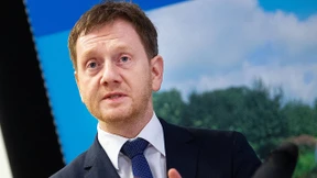 Kretschmer will das Vertrauen zurückgewinnen