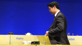 Im Sinkflug Kurs halten