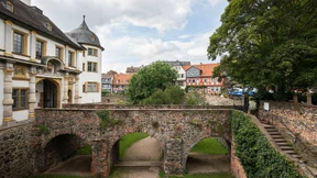 Höchst bleibt eine Baustelle