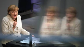 Steinbrück kritisiert Merkel wegen Jugendarbeitslosigkeit