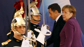 Merkel verlangt Klarheit von Papandreou