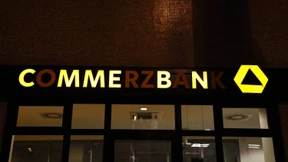 Der Commerzbank geht die Kraft aus