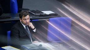 Breite Schultern tragen schon heute mehr