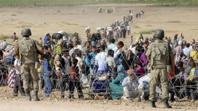 45.000 syrische Kurden fliehen in die Türkei